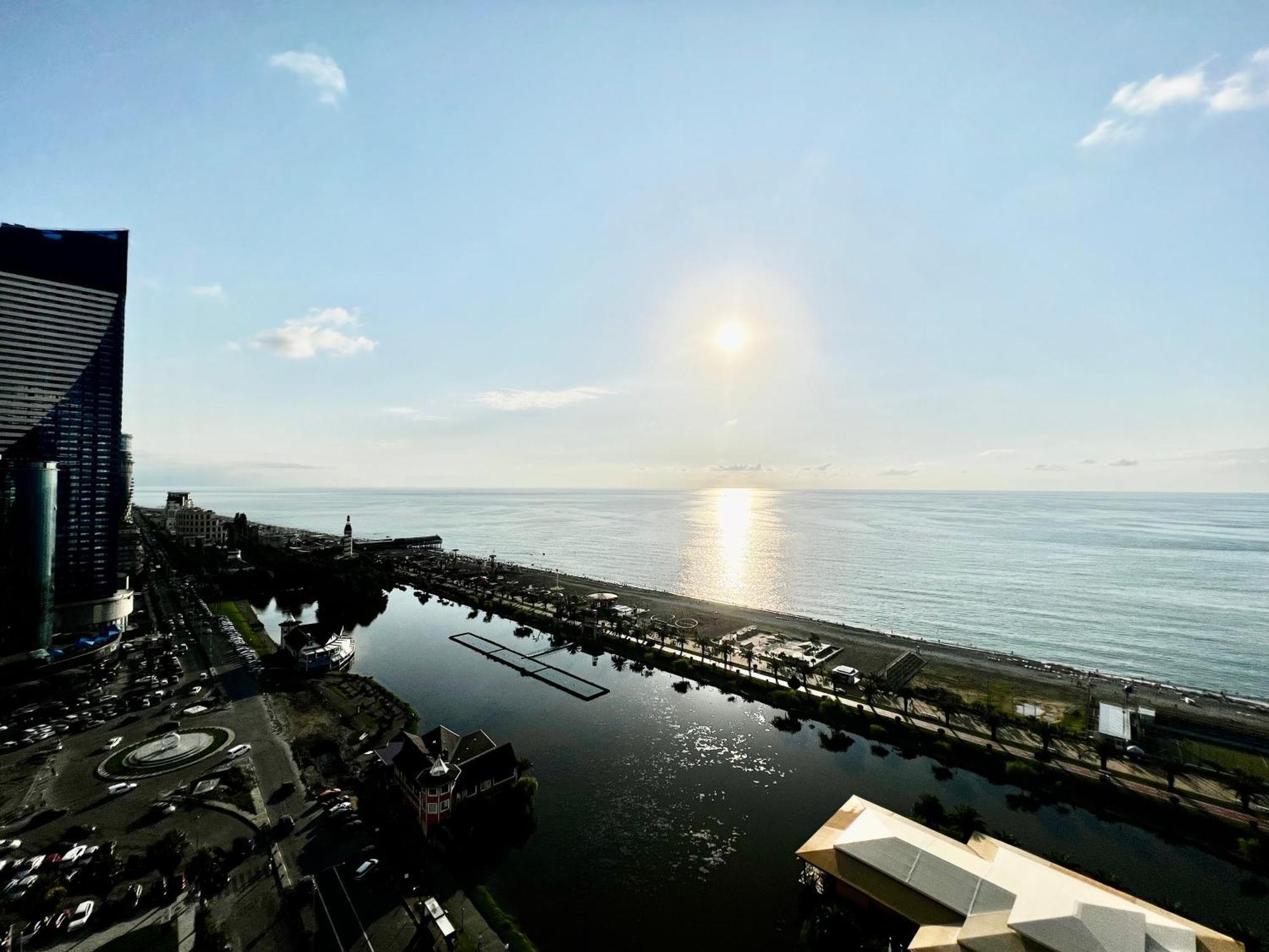 My Sunshine Apartments In Batumi Zewnętrze zdjęcie