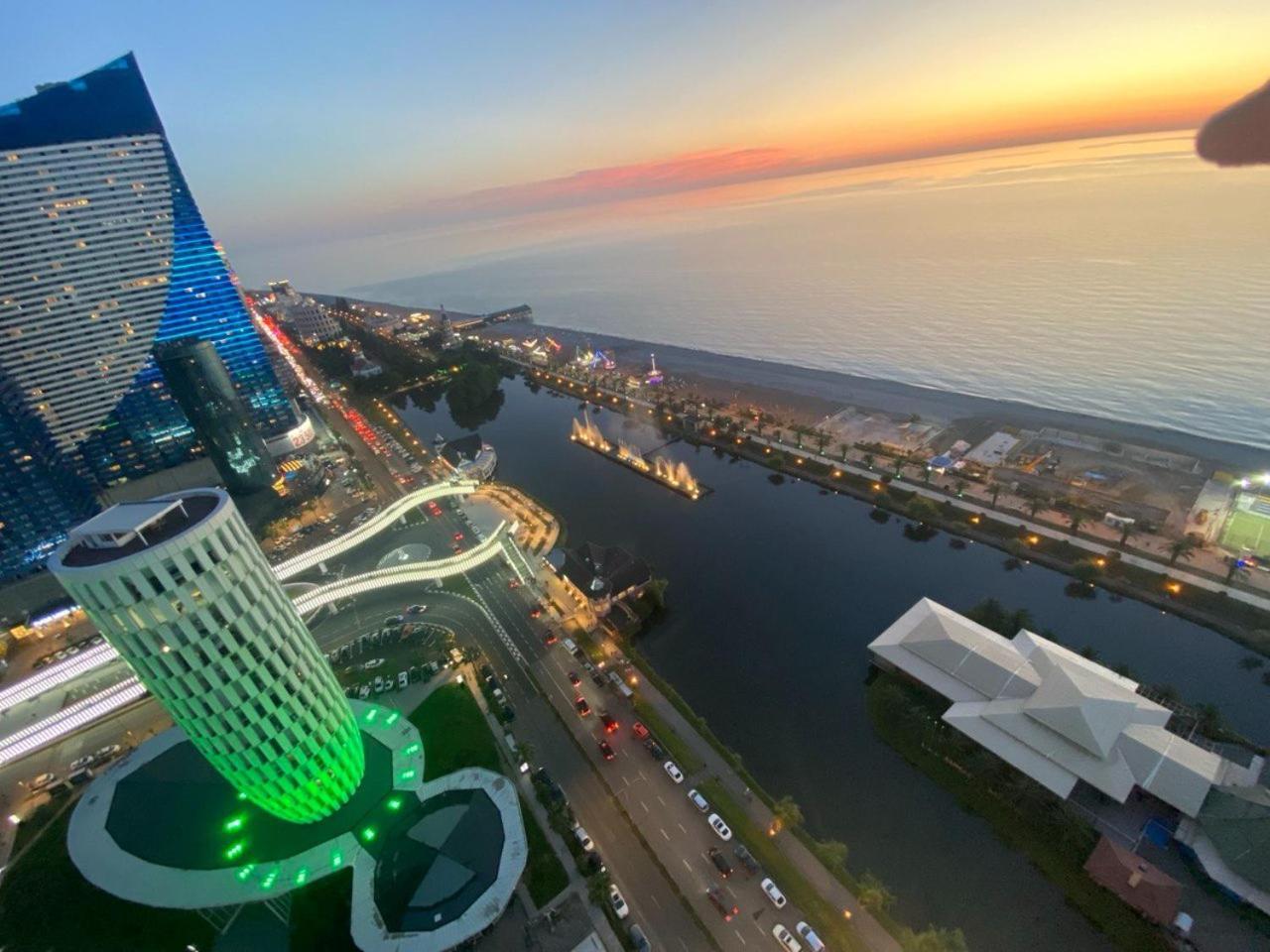 My Sunshine Apartments In Batumi Zewnętrze zdjęcie